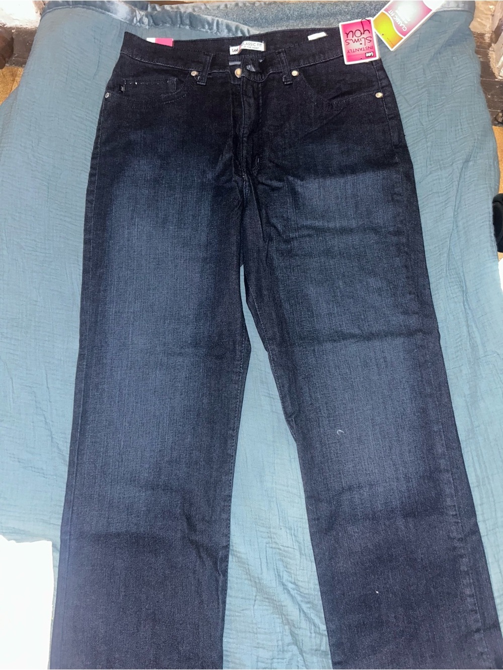 Lee straight leg jeans size 16 short